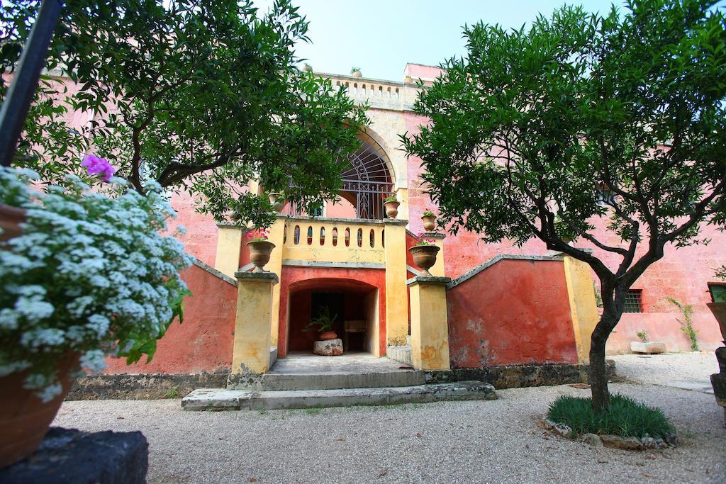 Palazzo Laura Bed & Breakfast มอร์ชาโน ดิ เลอูกา ภายนอก รูปภาพ