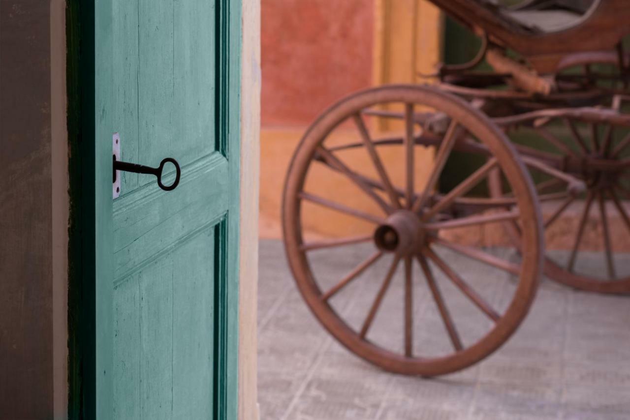 Palazzo Laura Bed & Breakfast มอร์ชาโน ดิ เลอูกา ภายนอก รูปภาพ