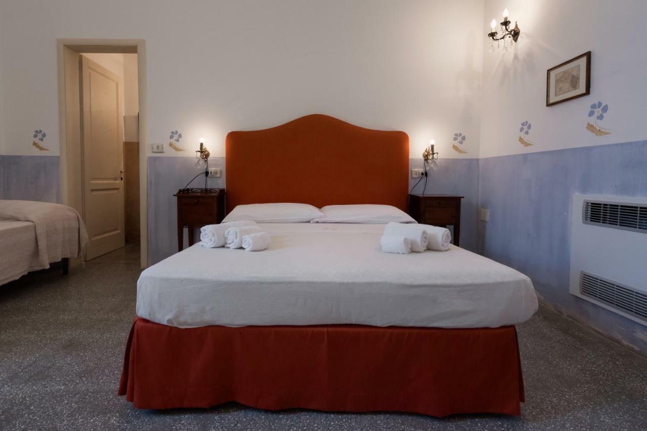 Palazzo Laura Bed & Breakfast มอร์ชาโน ดิ เลอูกา ภายนอก รูปภาพ