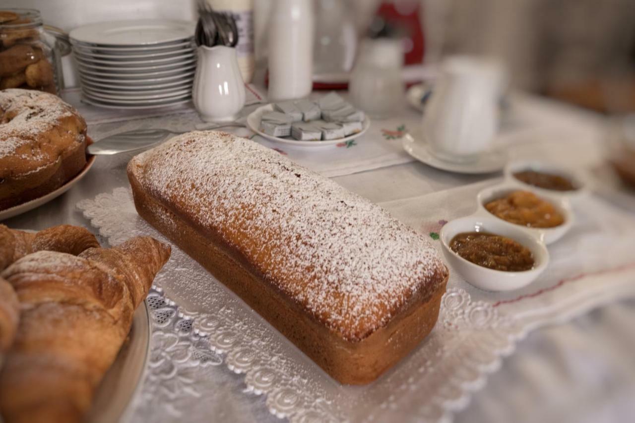 Palazzo Laura Bed & Breakfast มอร์ชาโน ดิ เลอูกา ภายนอก รูปภาพ