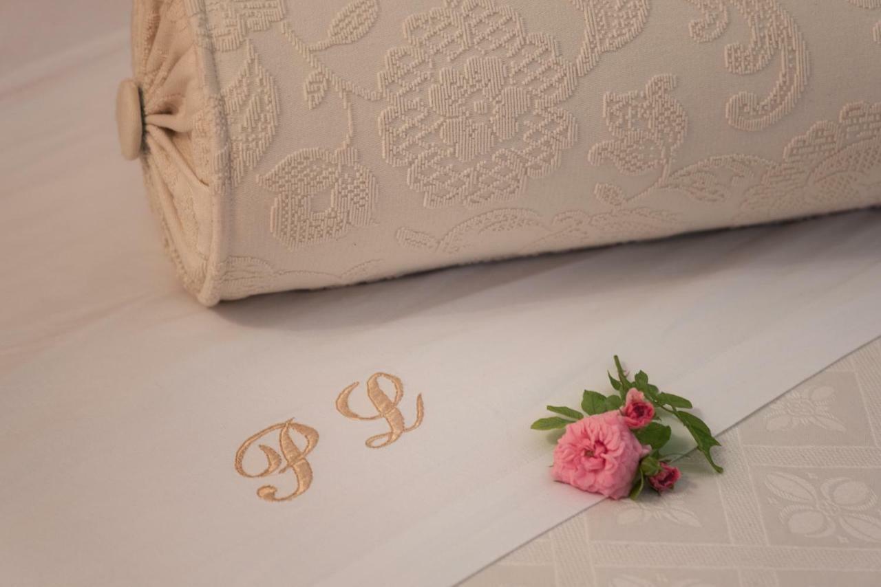 Palazzo Laura Bed & Breakfast มอร์ชาโน ดิ เลอูกา ภายนอก รูปภาพ